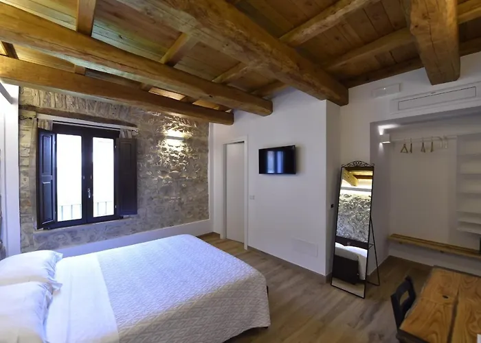 Le Benedettine Affittacamere Relais Fondi
